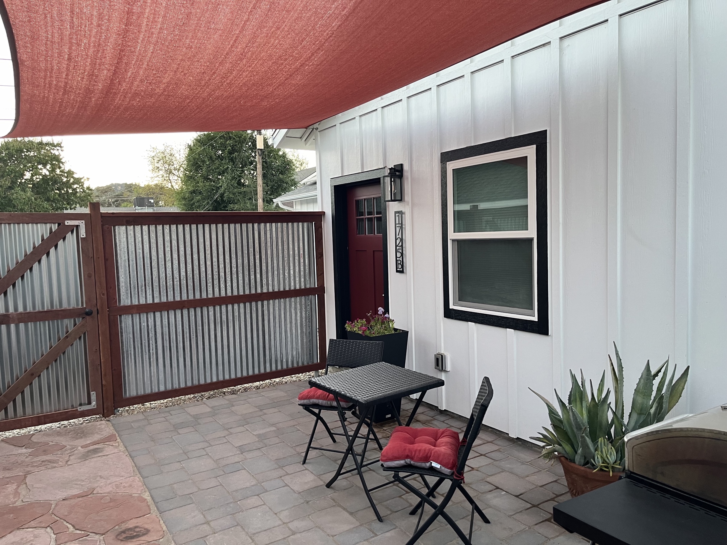 Private outdoor patio serving an accessory dwelling unit